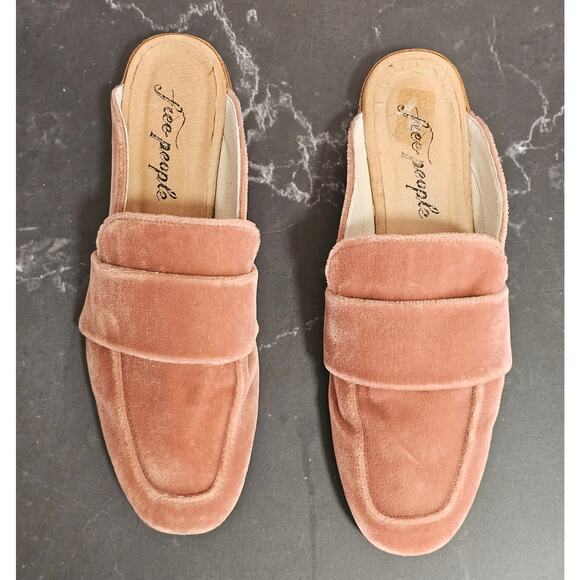EUC Free People Women's Rose Pink Velvet At Ease Loafers Mules Shoes 38 7.5 - Picture 7 of 8